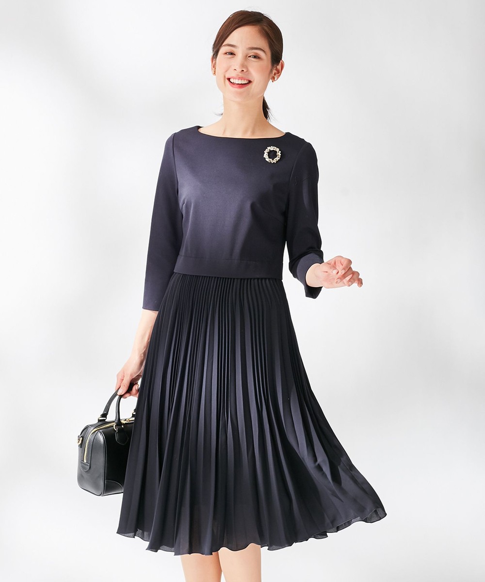 【オンワード】 組曲 L>ワンピース 【追加生産分入荷!】ジャージコンビプリーツ ワンピース ネイビー 6 レディース 【送料無料】