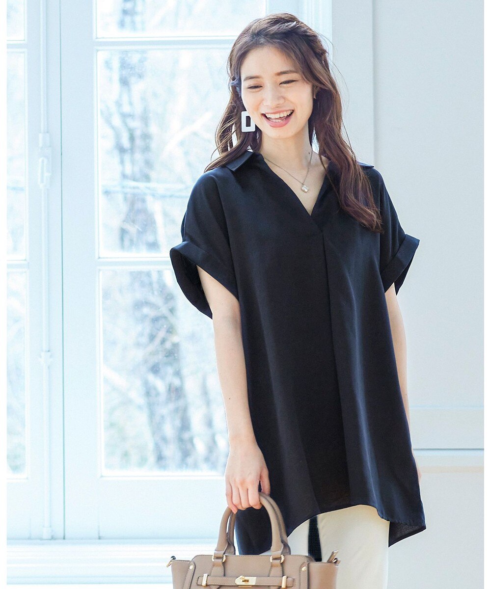 小顔効果も期待できるフレンチスリーブシャツチュニック