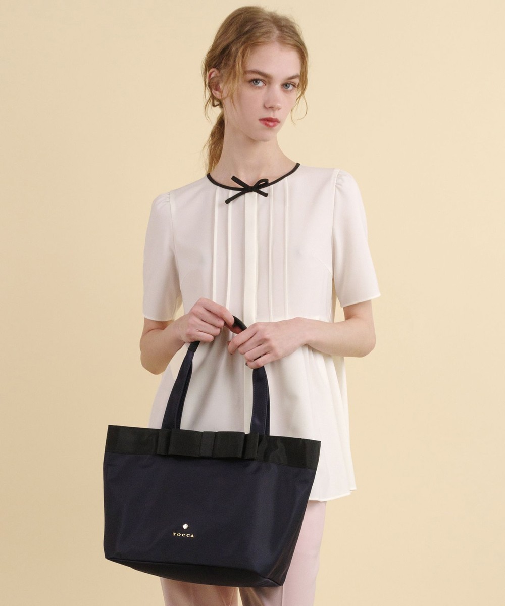【オンワード】 TOCCA>バッグ 【撥水・A4サイズ対応】RIBBON BRICK A4TOTE トートバッグ ネイビー F レディース 【オンワード】 TOCCA>バッグ 【撥水・A4サイズ対応】RIBBON BRICK A4TOTE トートバッグ ネイビー F レディース