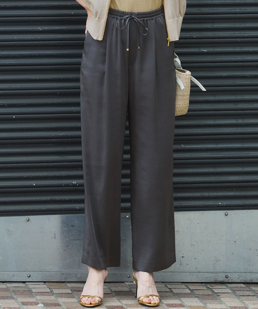 【オンワード】 23区>パンツ 【Oggi9月号掲載/撥水加工】スムースサテン タック ワイド パンツ グレー 40 レディース 【オンワード】 23区>パンツ 【Oggi9月号掲載/撥水加工】スムースサテン タック ワイド パンツ グレー 40 レディース