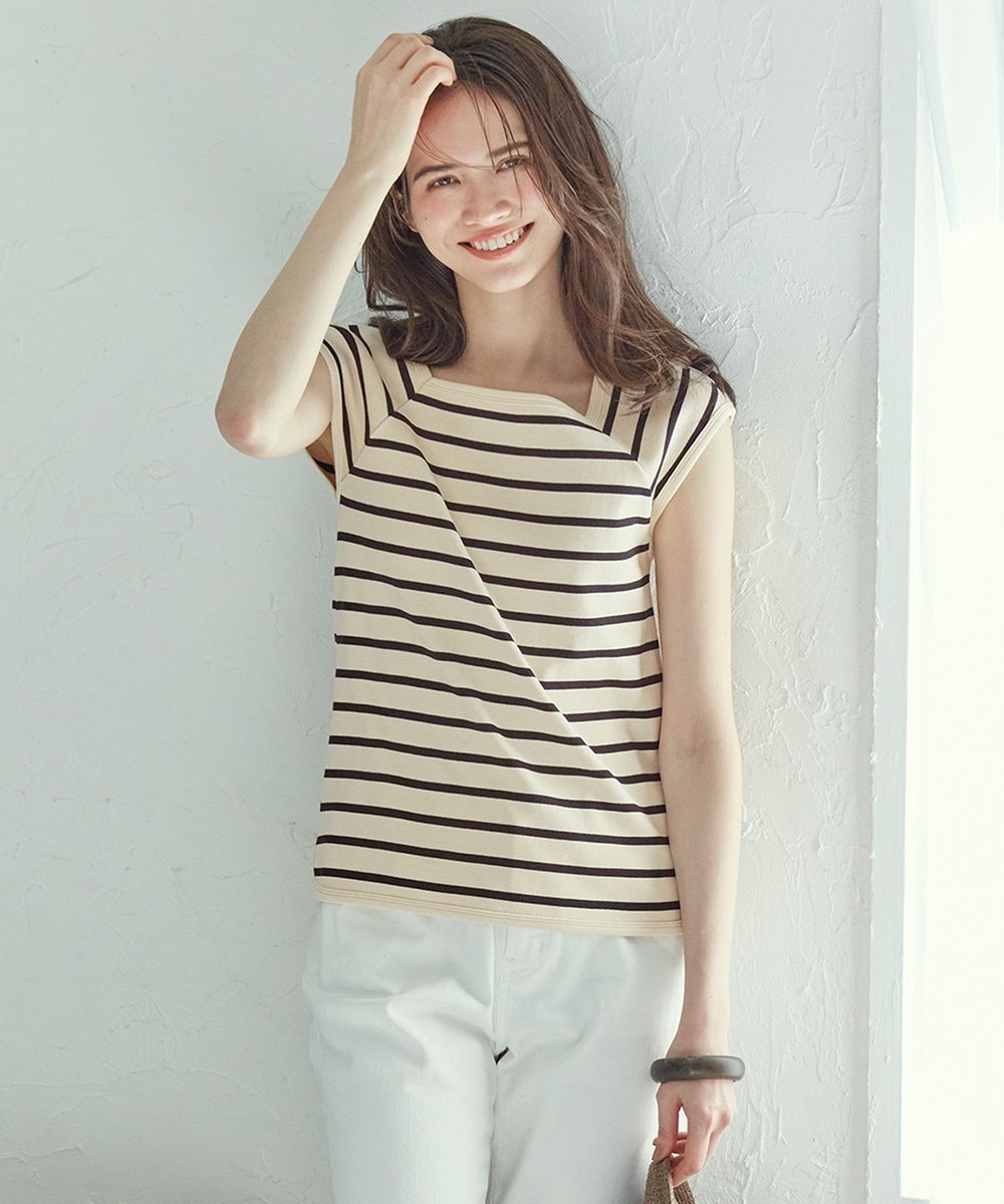 【オンワード】 23区 L(大きいサイズ)>トップス 【SLOW/一部店舗限定】ミドルフライスジャージー キャップスリーブカットソー ブラック 46 レディース 【オンワード】 23区 L(大きいサイズ)>トップス 【SLOW/一部店舗限定】ミドルフライスジャージー キャップスリーブカットソー ブラック 46 レディース