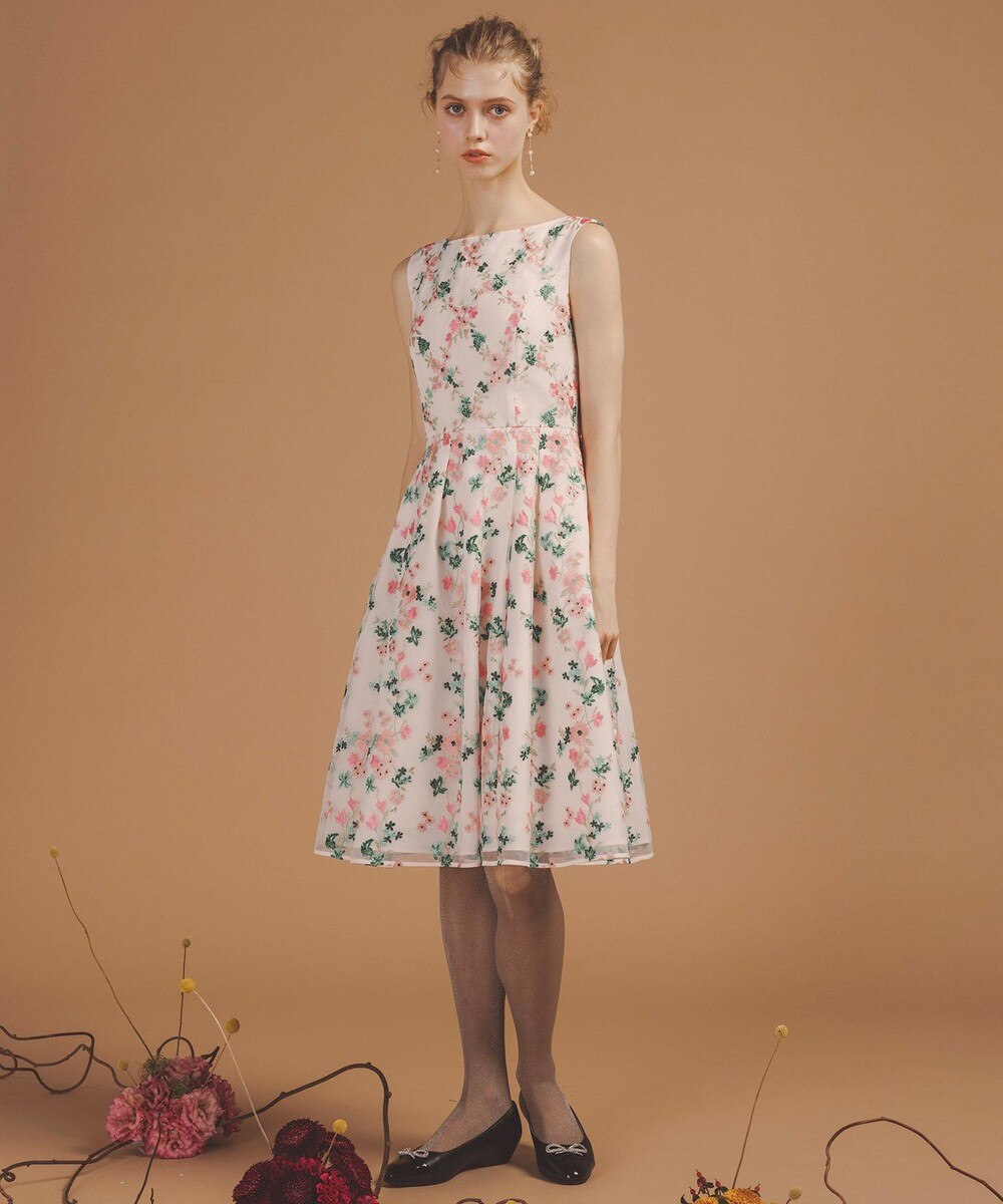 【オンワード】 TOCCA>ワンピース 【洗える・消臭】NO THORN ROSE ドレス アイボリー 0 レディース