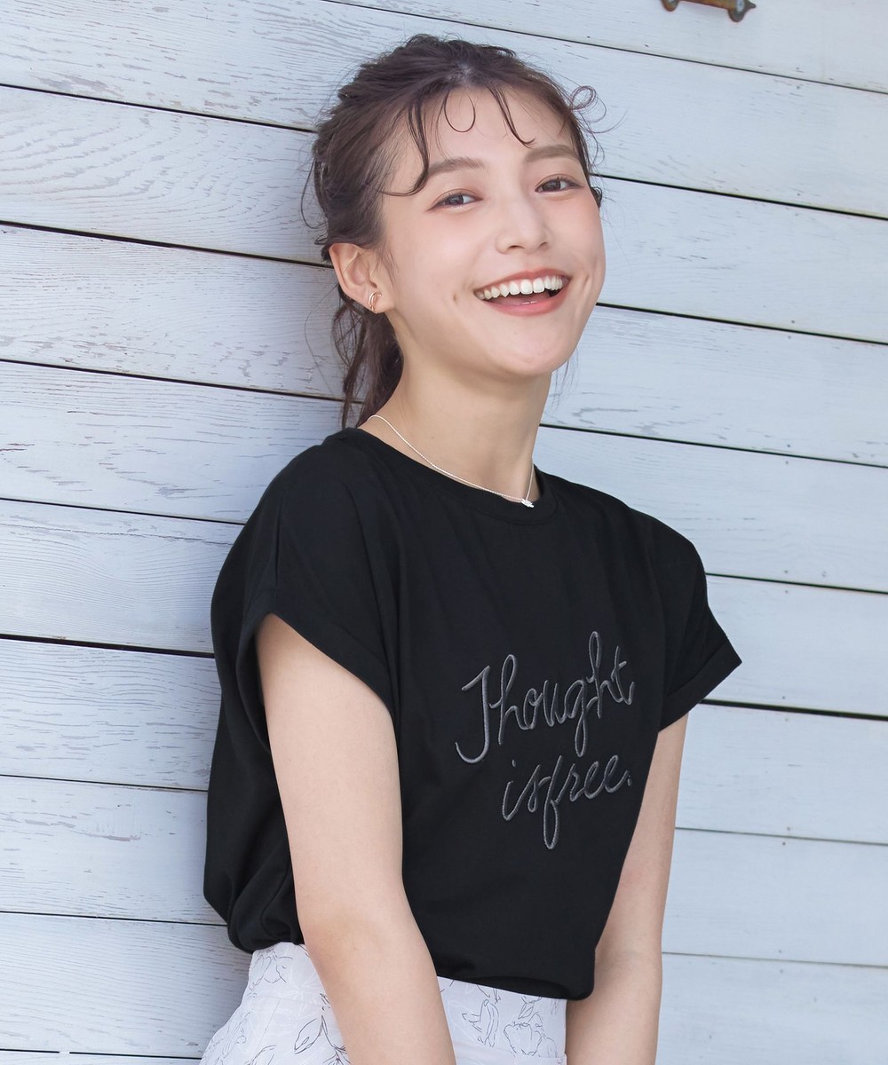 【洗える】立体刺繍ロゴTシャツカットソー