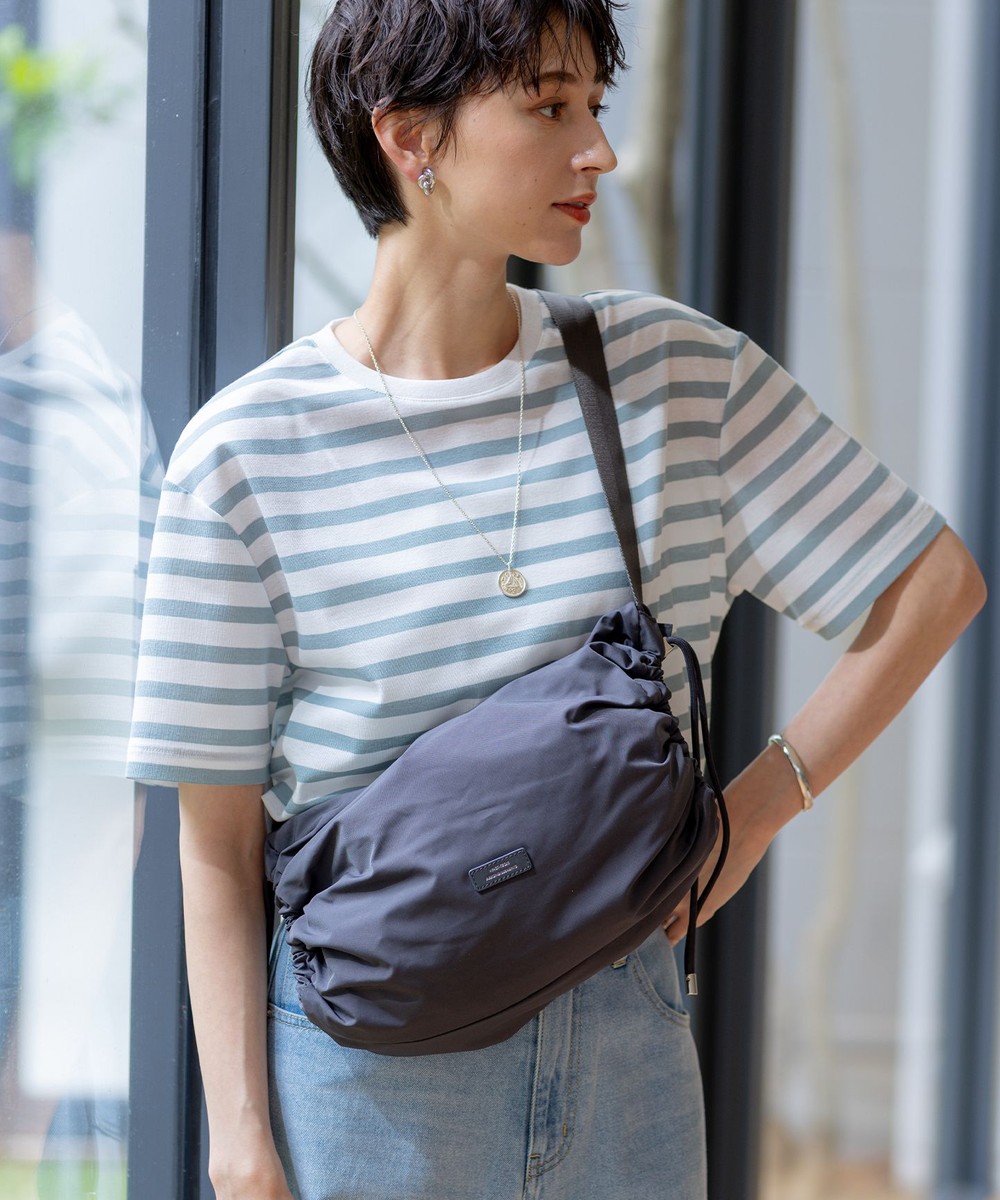 【オンワード】 23区>バッグ 【好評につき一部追加予約/撥水加工/WEB & 一部店舗限定カラーあり】ドロ-ストリング ショルダーバッグ 【WEB限定】グレー F レディース 【オンワード】 23区>バッグ 【好評につき一部追加予約/撥水加工/WEB & 一部店舗限定カラーあり】ドロ-ストリング ショルダーバッグ 【WEB限定】グレー F レディース