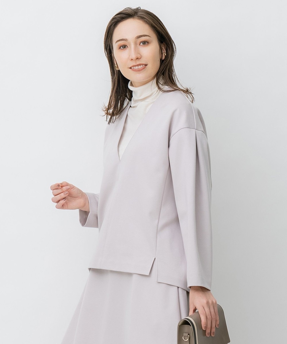 【オンワード】 自由区>トップス 【洗える/Sサイズ有】エアリーダンボール ボリュームスリーブ Vネックプルオーバー パープル 32 レディース 【送料無料】