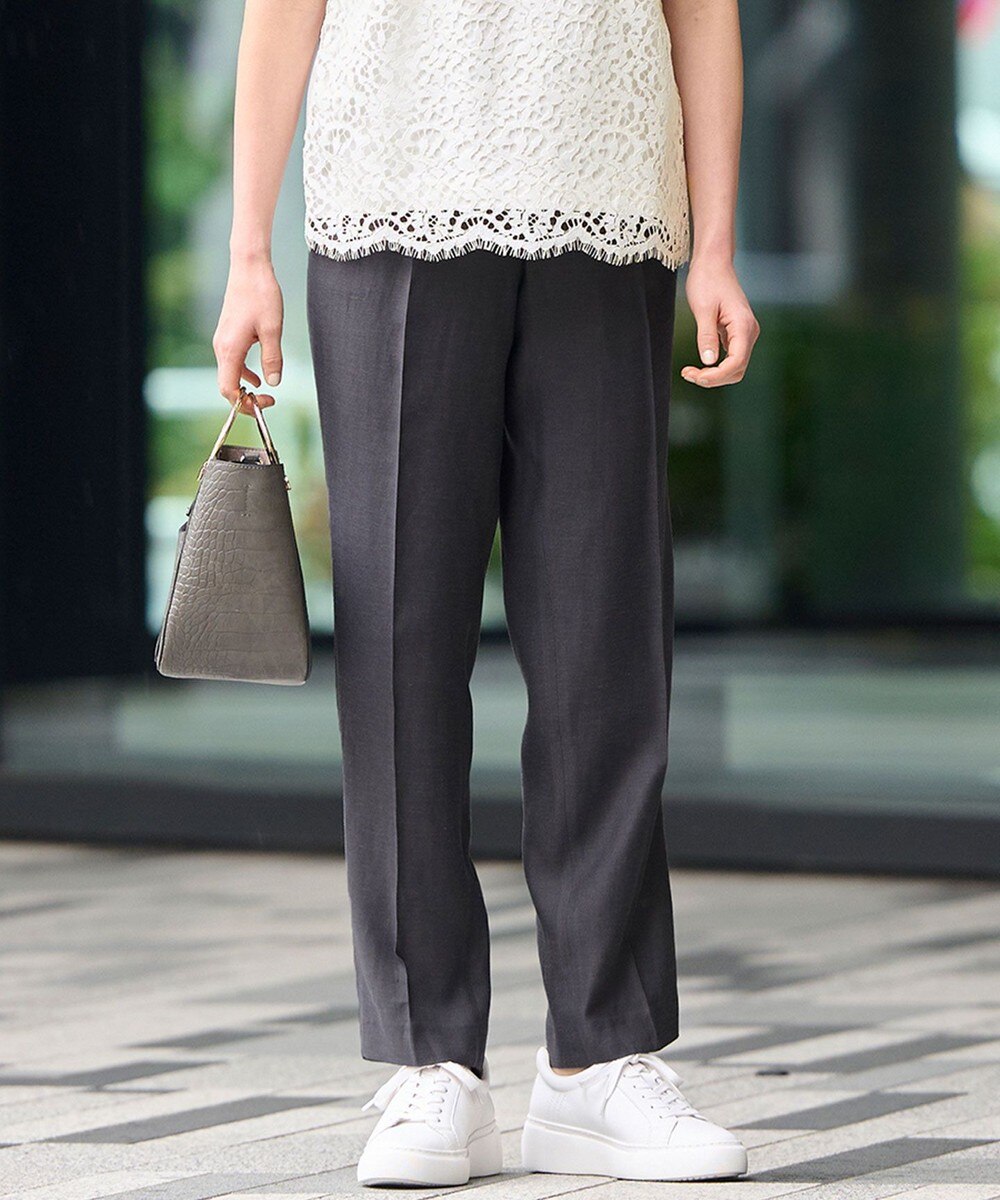 【オンワード】 自由区>パンツ 【XSサイズ~/洗える/セット着用可】キュプラリネンシャンタン イージーテーパードパンツ グレー 32 レディース 【オンワード】 自由区>パンツ 【XSサイズ~/洗える/セット着用可】キュプラリネンシャンタン イージーテーパードパンツ グレー 32 レディース