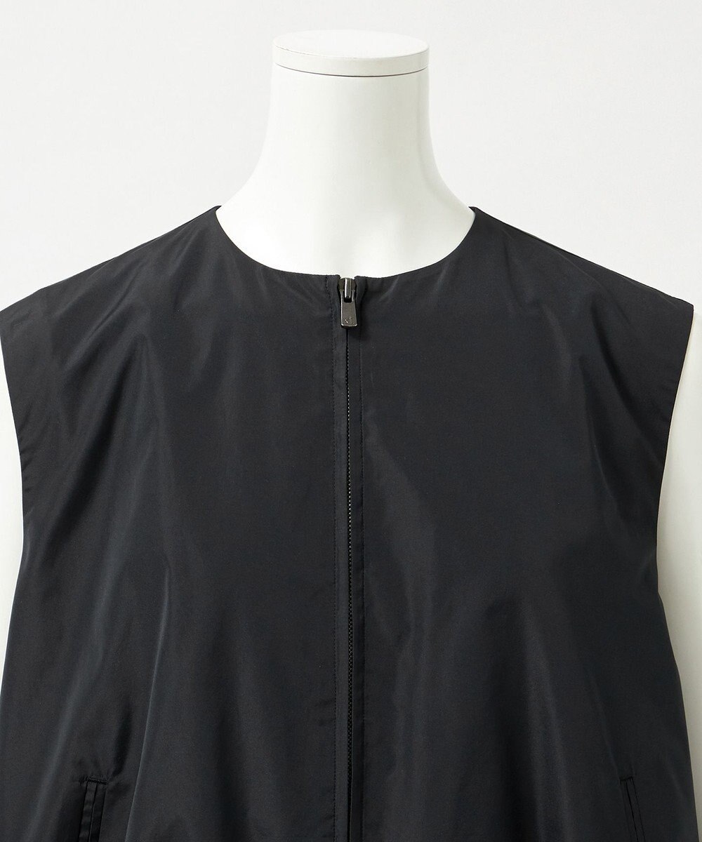 23区 【エステータ】シルクブレンド ライトタフタ ジップアップ ベスト 