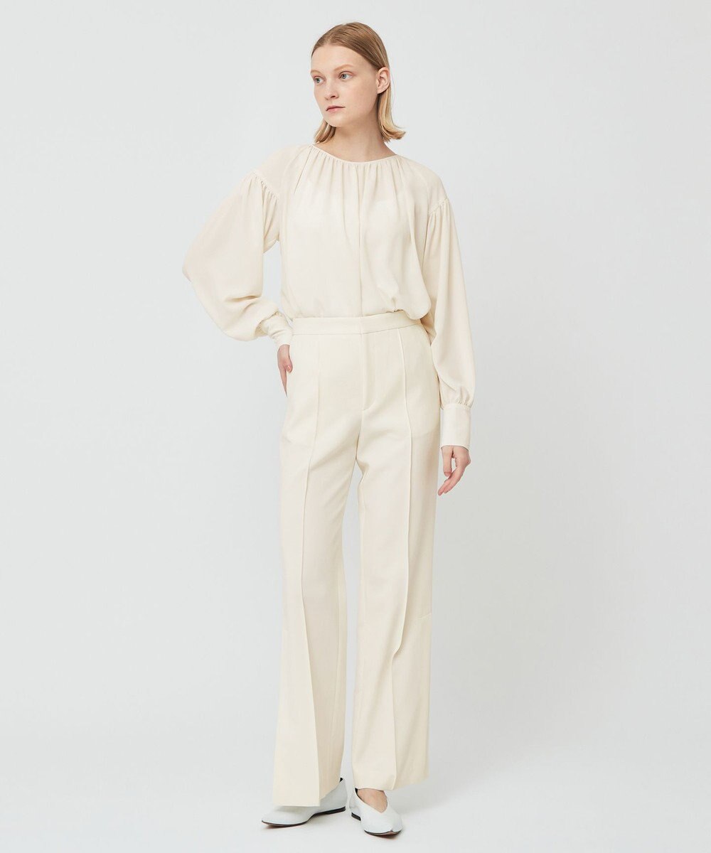 BEIGE， IRIS / ラウンドネックブラウス 