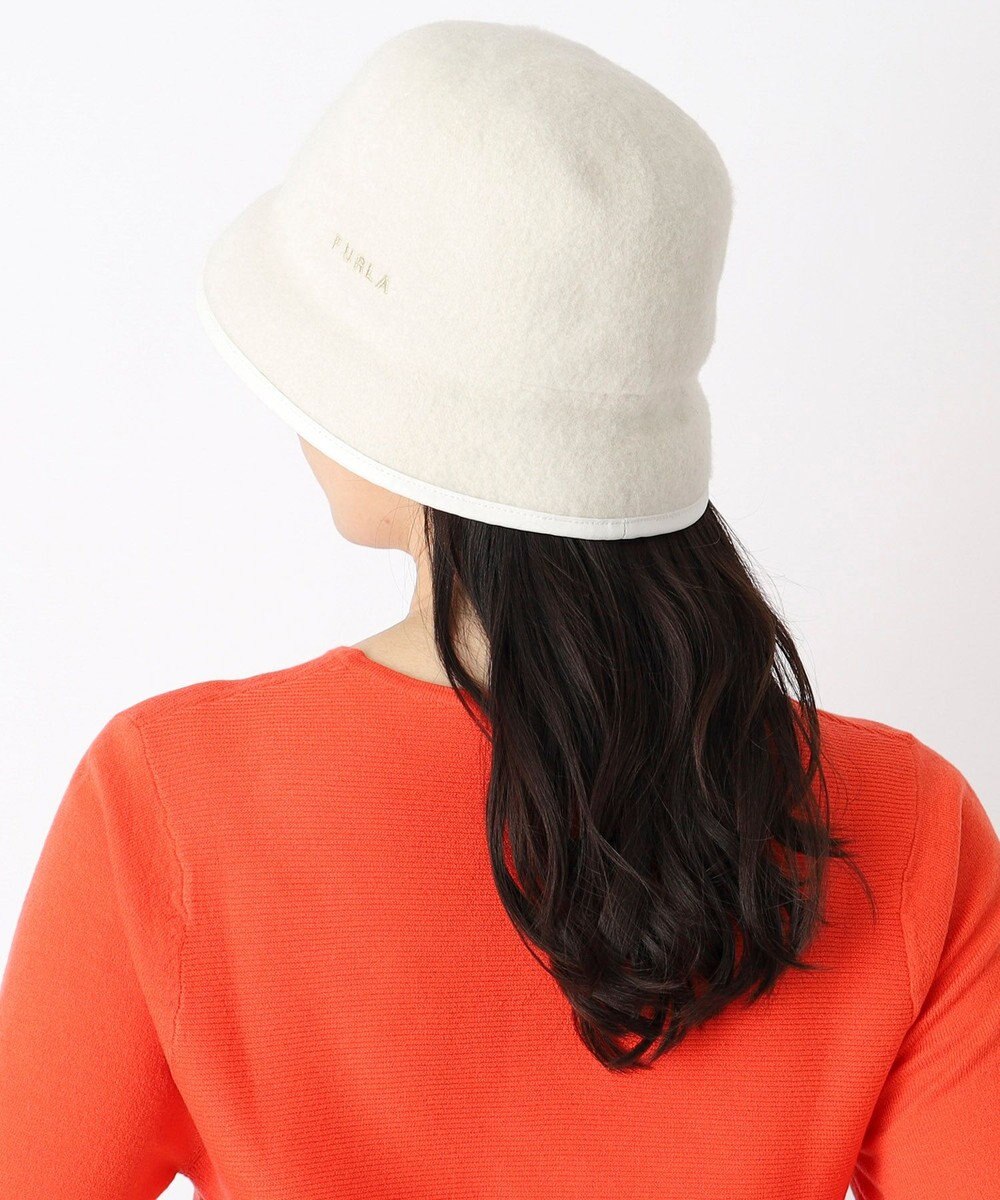 MOONBAT FURLA パイピング×ロゴ バスクハット／UV 