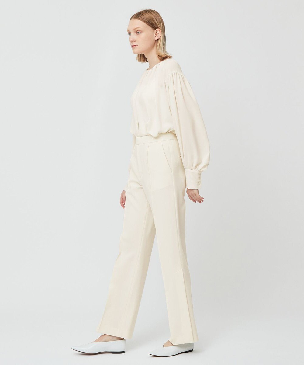 BEIGE， IRIS / ラウンドネックブラウス 