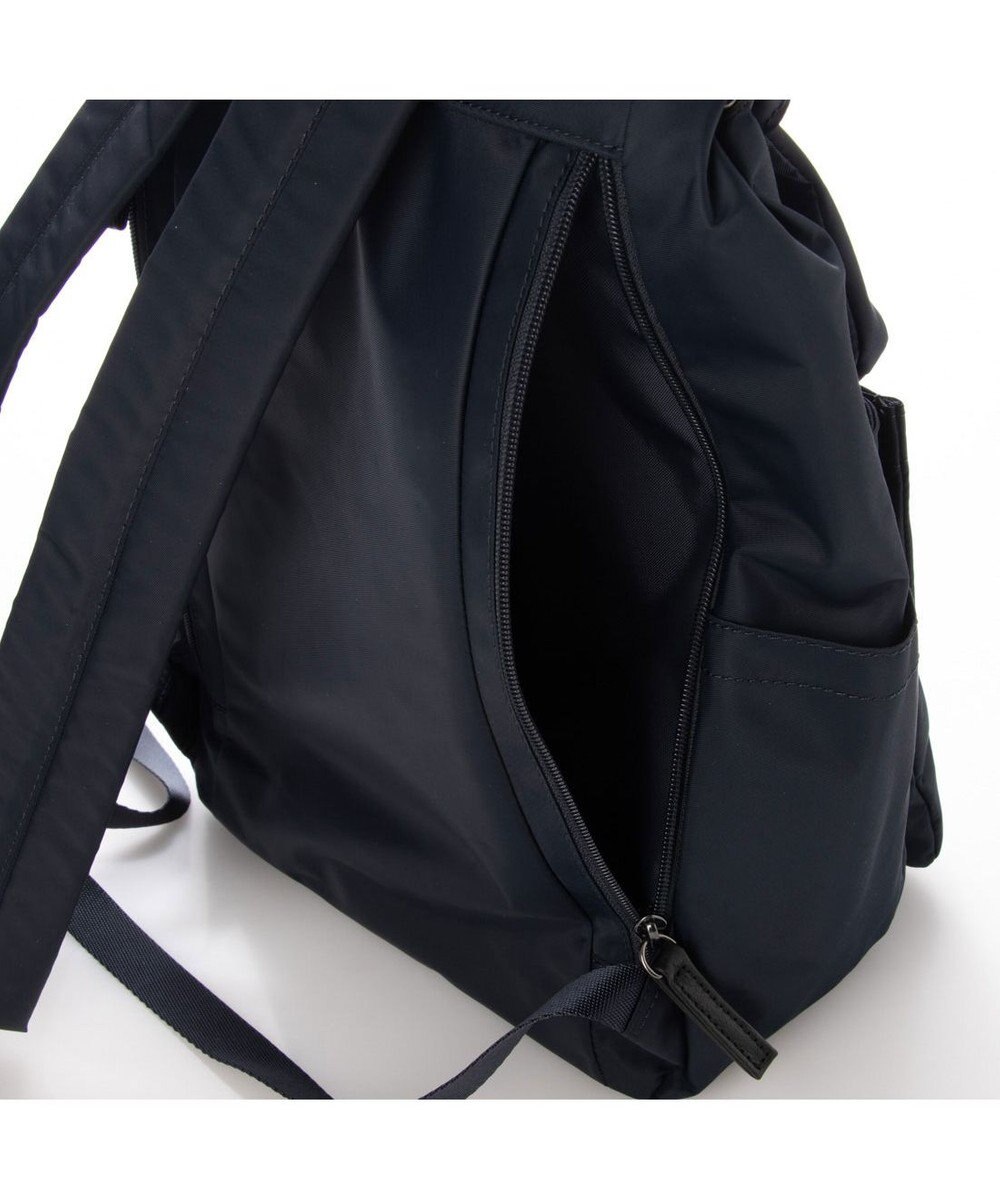 Y'SACCS ダブルホックポケットリュック 