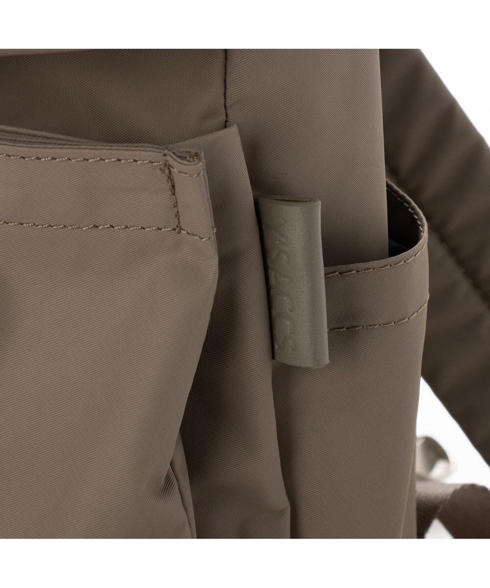 Y'SACCS ダブルホックポケットリュック 