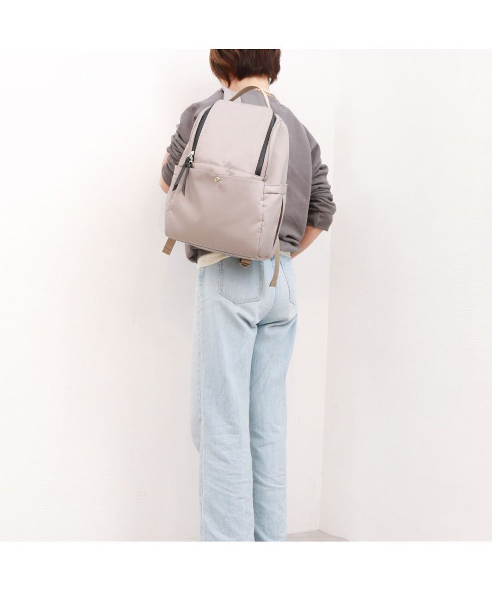 UNBILLION カシュカシュ cachecache / 10ポケット撥水リュックサック 