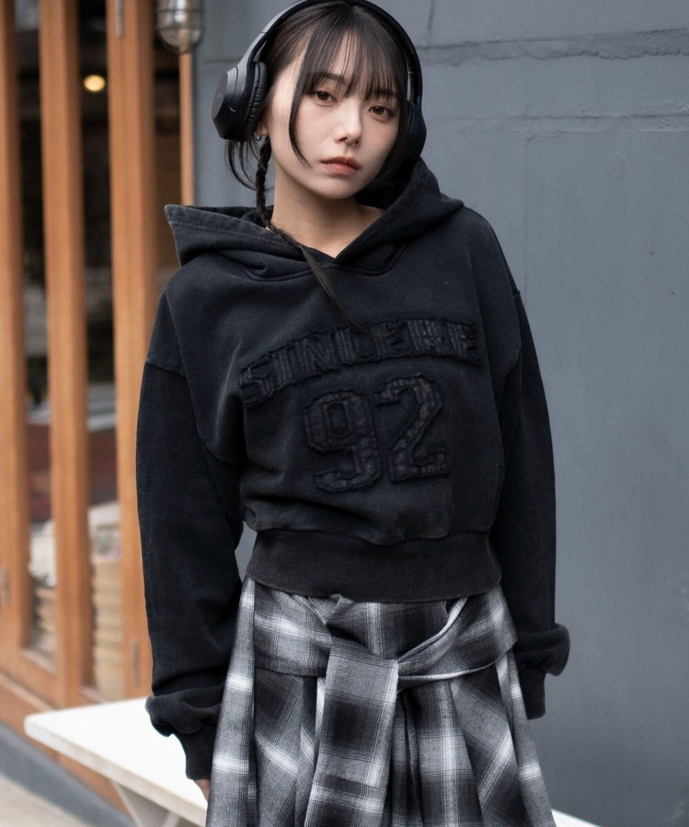 WEGO グラフィックショートプルパーカー 