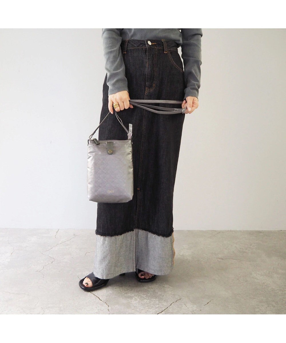 PELLE BORSA ポシェット Alive アライブ 4452 