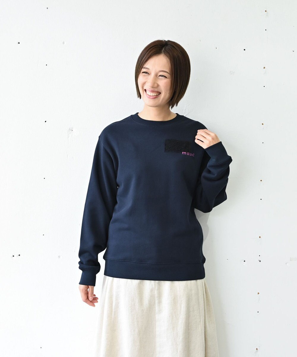 muuc 〈コットン100% 12.7オンス生地＆裏面パイル〉花刺繍のスウェット 
