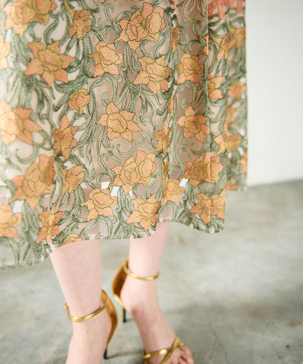 GRACE CONTINENTAL サラサオーナメントドレス 