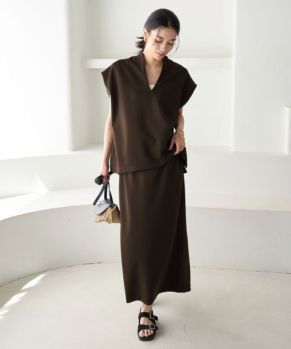 UNFILO BEAUTY FORM JERSEY Light キーネックトップス 