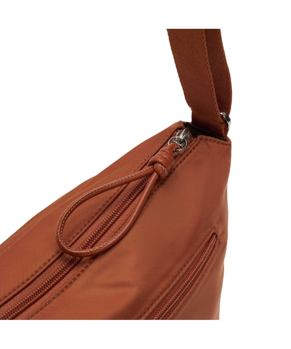 PELLE BORSA ショルダーバッグ Bloom ブルーム 5835 