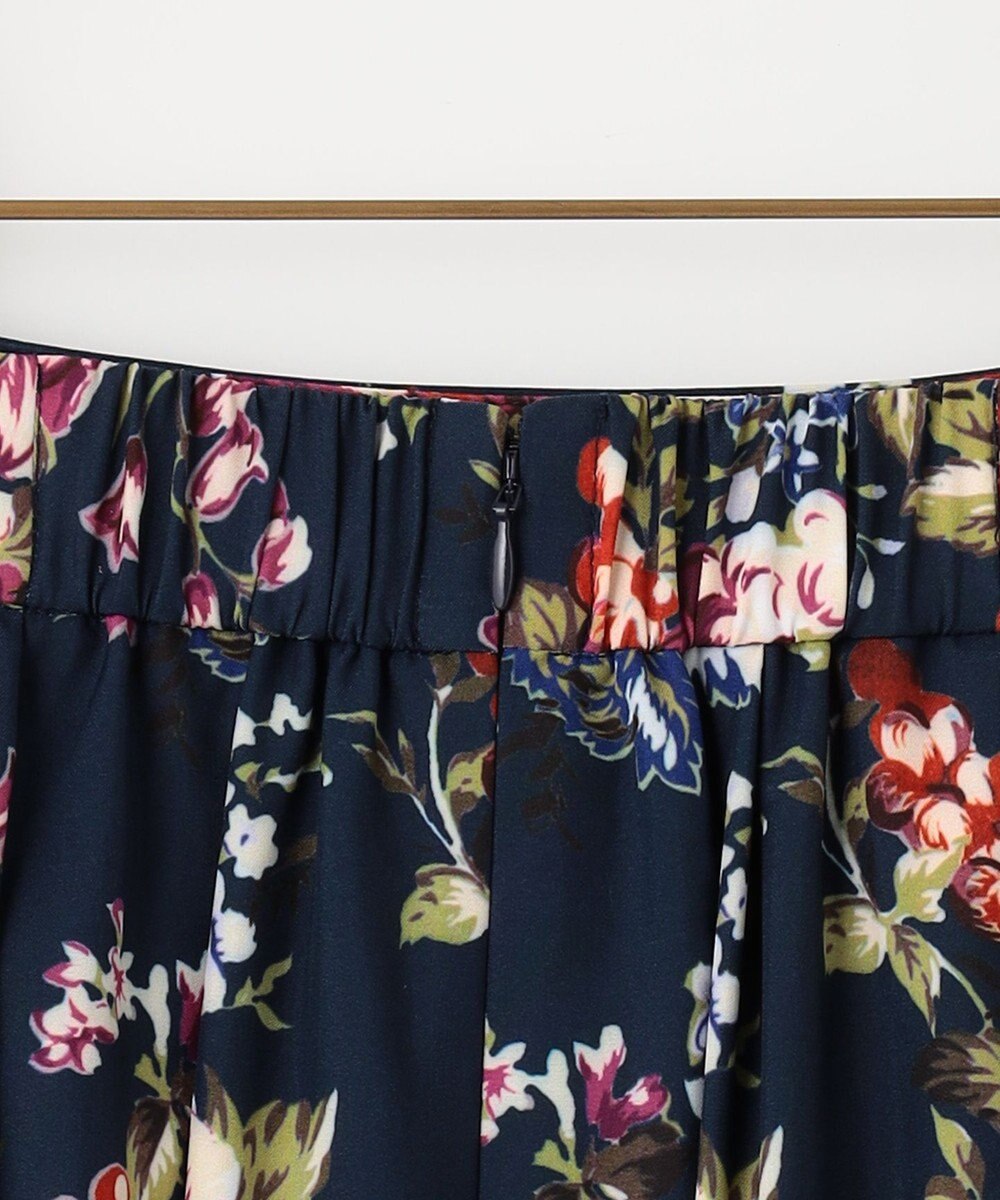 組曲 S 【23AW】ローズブーケプリント フレアスカート 