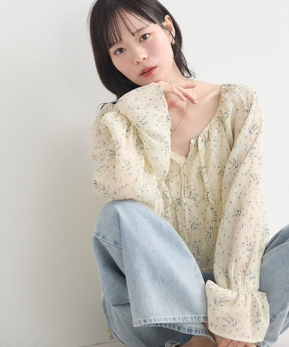 earth music&ecology ナローリボンくしゅくしゅギャザーブラウス 