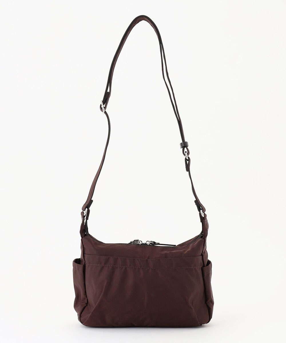 Y'SACCS トリプルポケットベーシックショルダー 