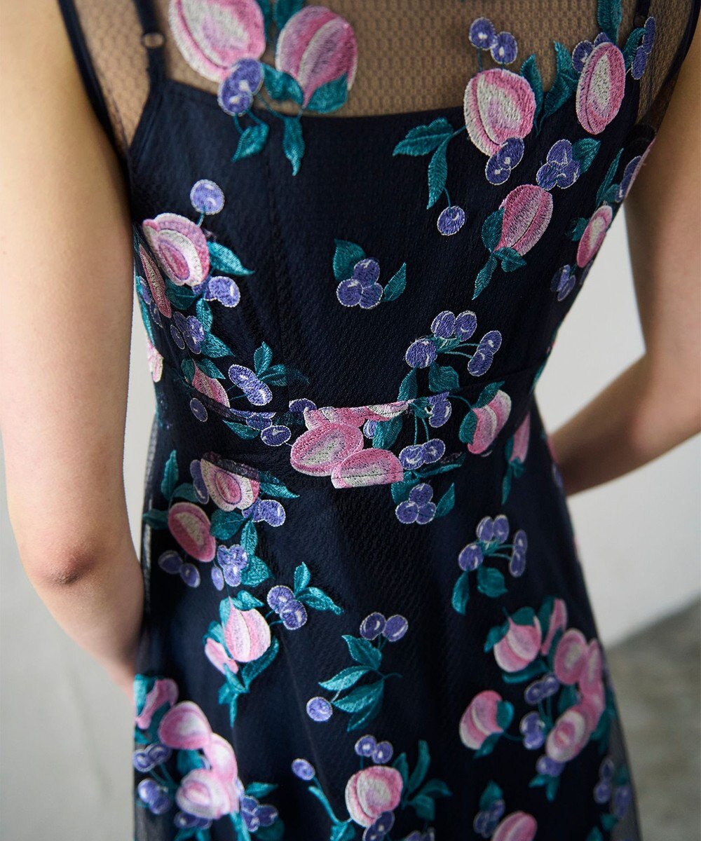 GRACE CONTINENTAL サマーフルーツ刺繍ワンピース 