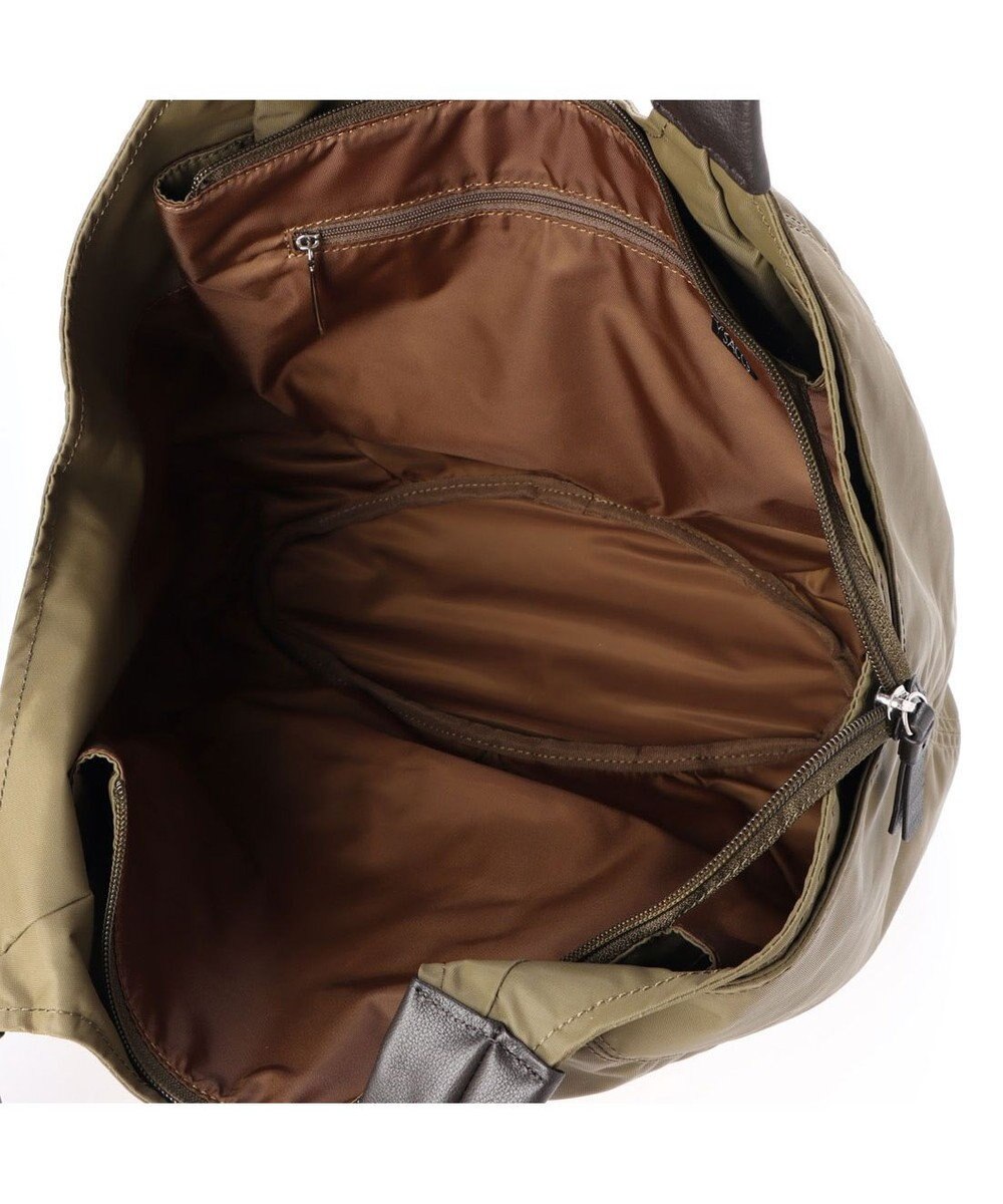 Y'SACCS リサイクルナイロン　ふんわりトート　Mサイズ 