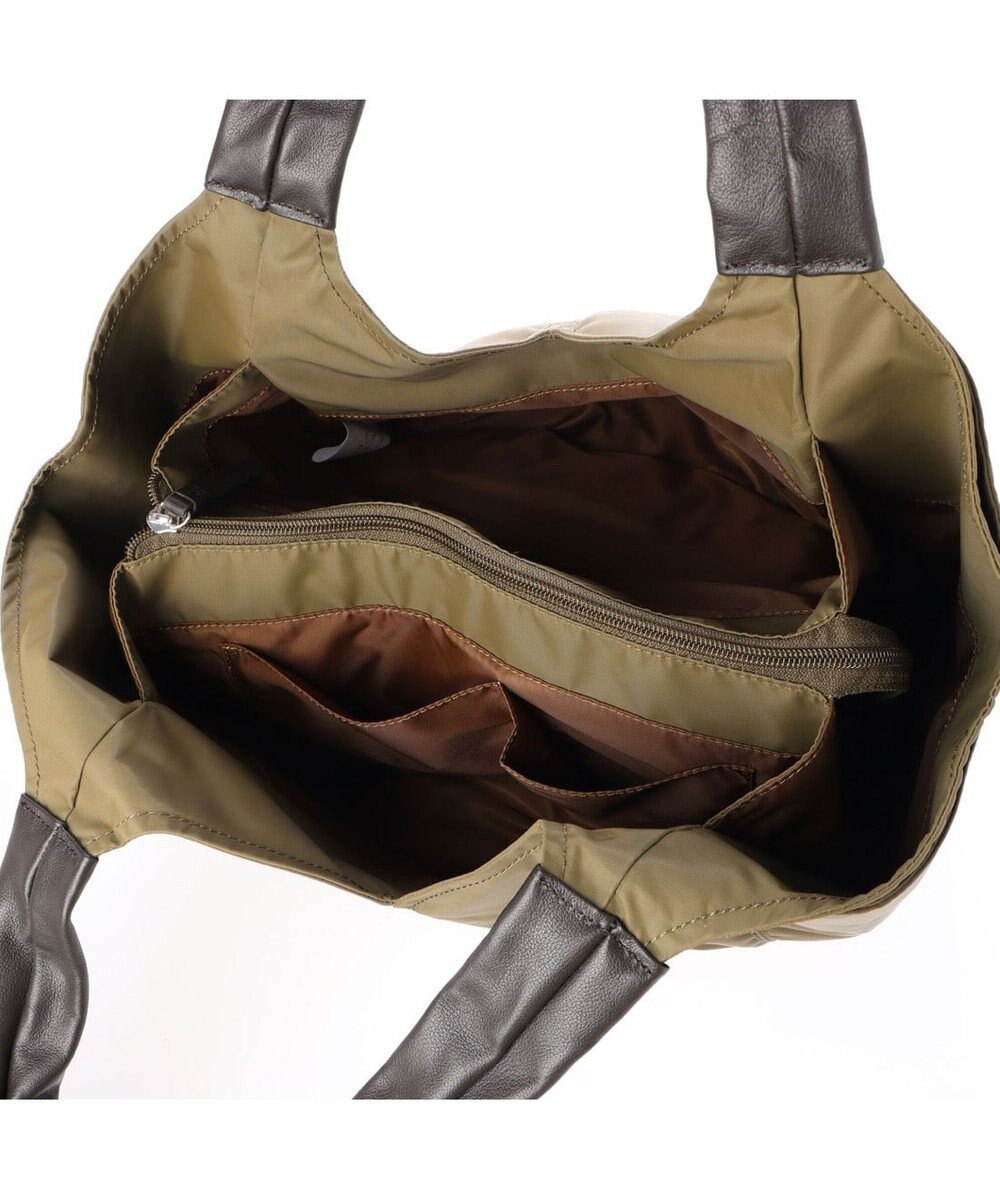 Y'SACCS リサイクルナイロン　ふんわりトート　Mサイズ 