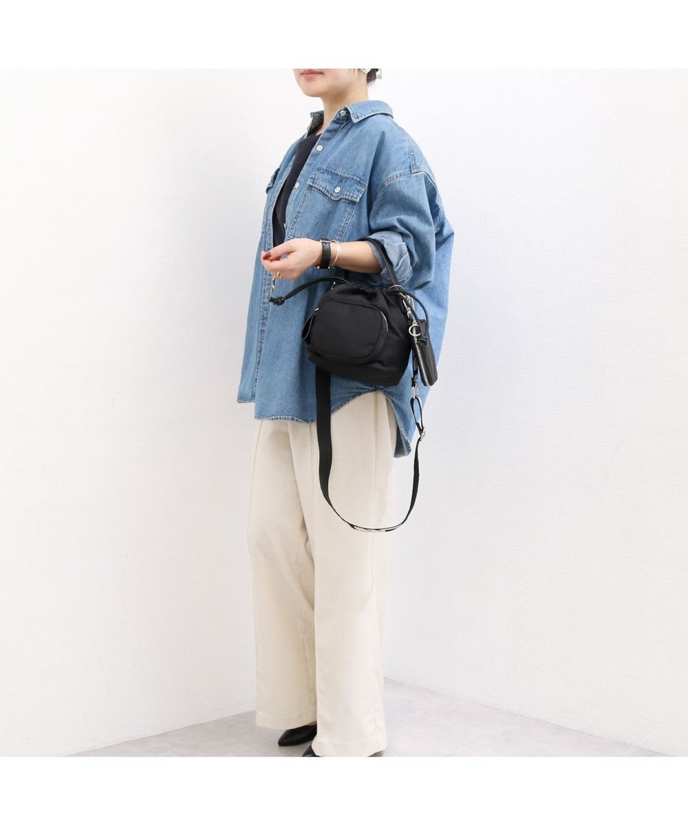 UNBILLION カシュカシュ cachecache / アクセポーチ付ナイロントート 