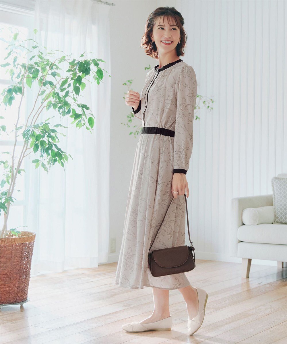 Tiaclasse L 【安田美沙子さん着用・新色/XSサイズ追加・洗える】フラワープリント配色ワンピース 