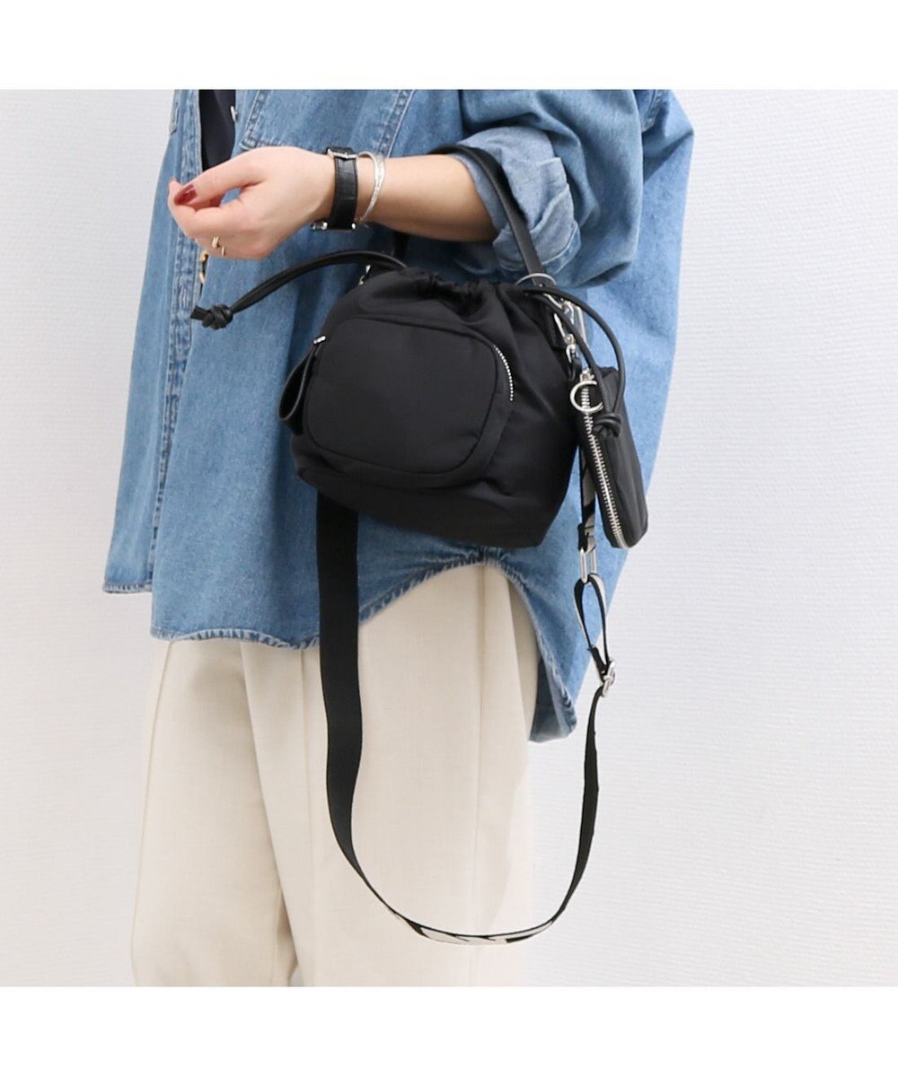 UNBILLION カシュカシュ cachecache / アクセポーチ付ナイロントート 