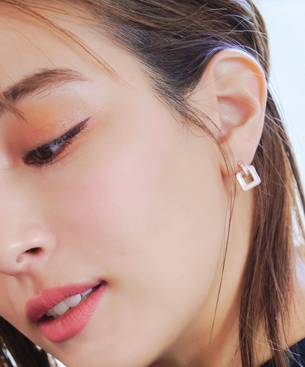 Tiaclasse 【金属アレルギー対応】スクエアシェルピアス 