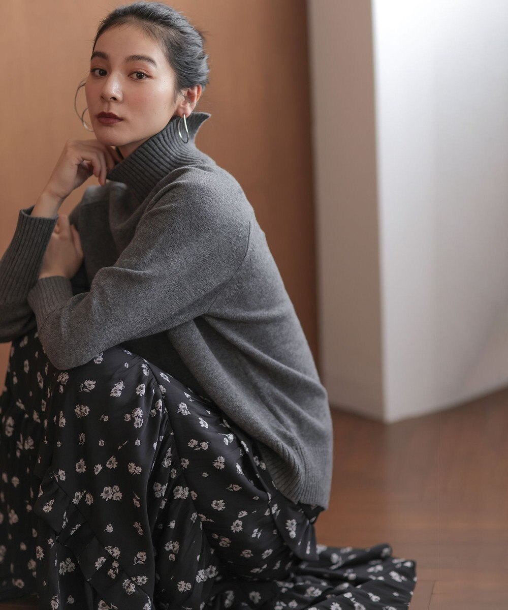 組曲 S ウールカシミヤミックス ロールネックニット 