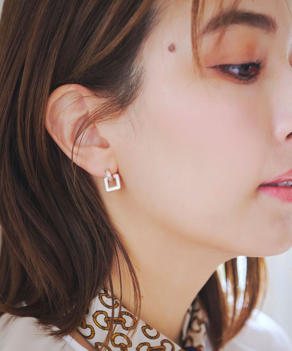 Tiaclasse 【金属アレルギー対応】スクエアシェルピアス 