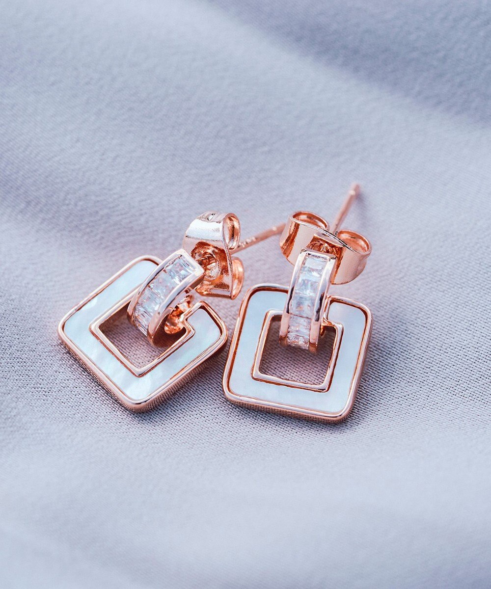 Tiaclasse 【金属アレルギー対応】スクエアシェルピアス 