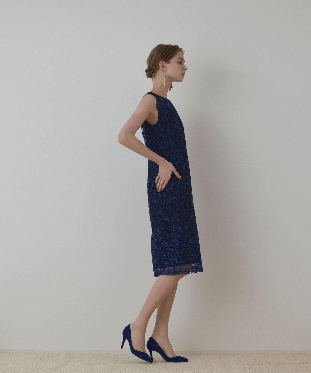 GRACE CONTINENTAL コ－ド刺繍タイトドレス 