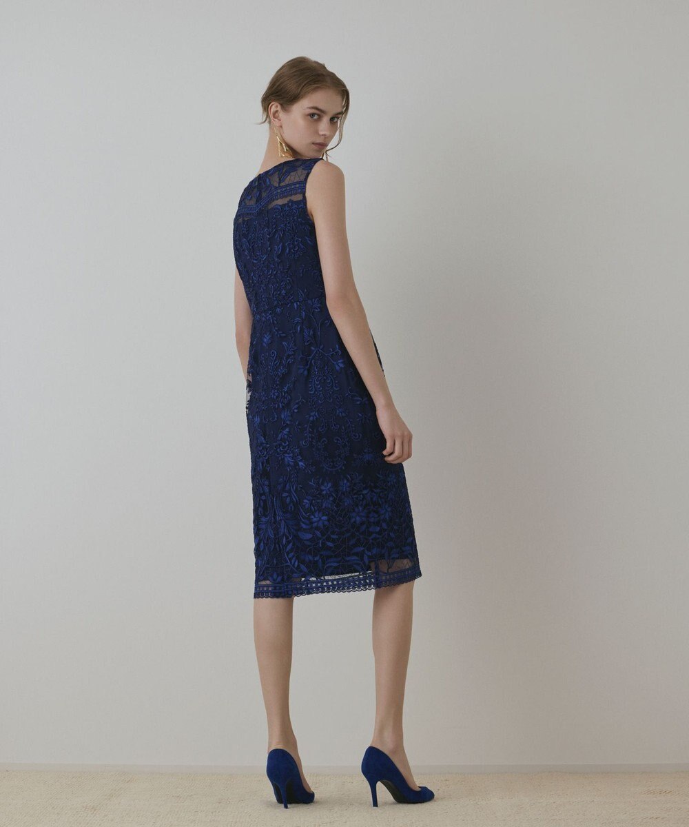 GRACE CONTINENTAL コ－ド刺繍タイトドレス 