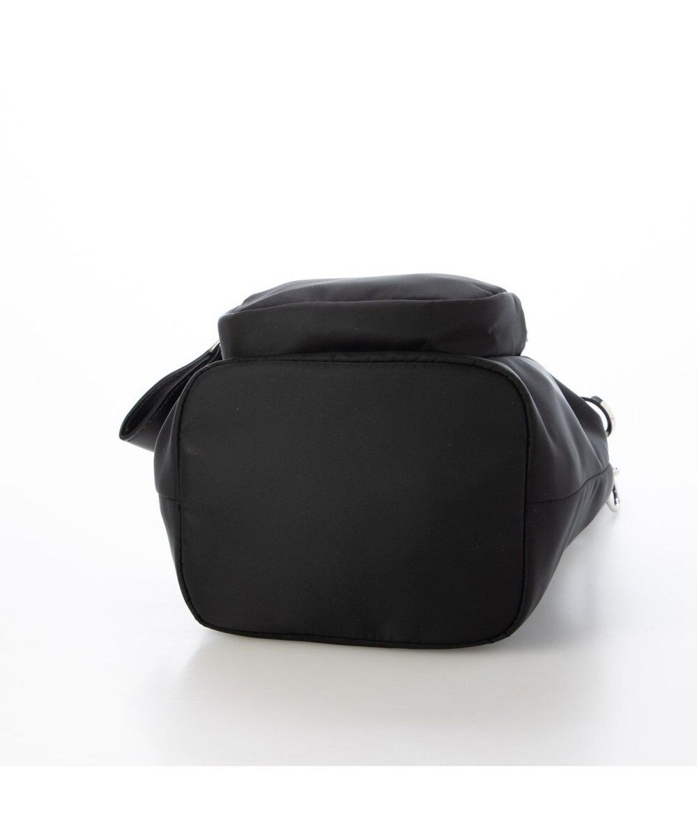 UNBILLION カシュカシュ cachecache / アクセポーチ付ナイロントート 