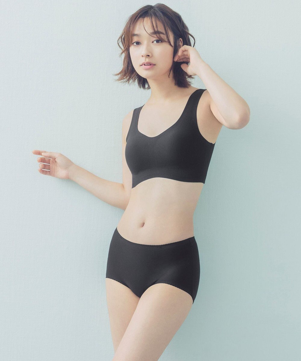 Wing ショーツ　【骨盤底筋サポートショーツ】　骨盤底筋群のゆるみをサポート　はきこみ丈ふつう　ウイング／ワコール　EC7010 