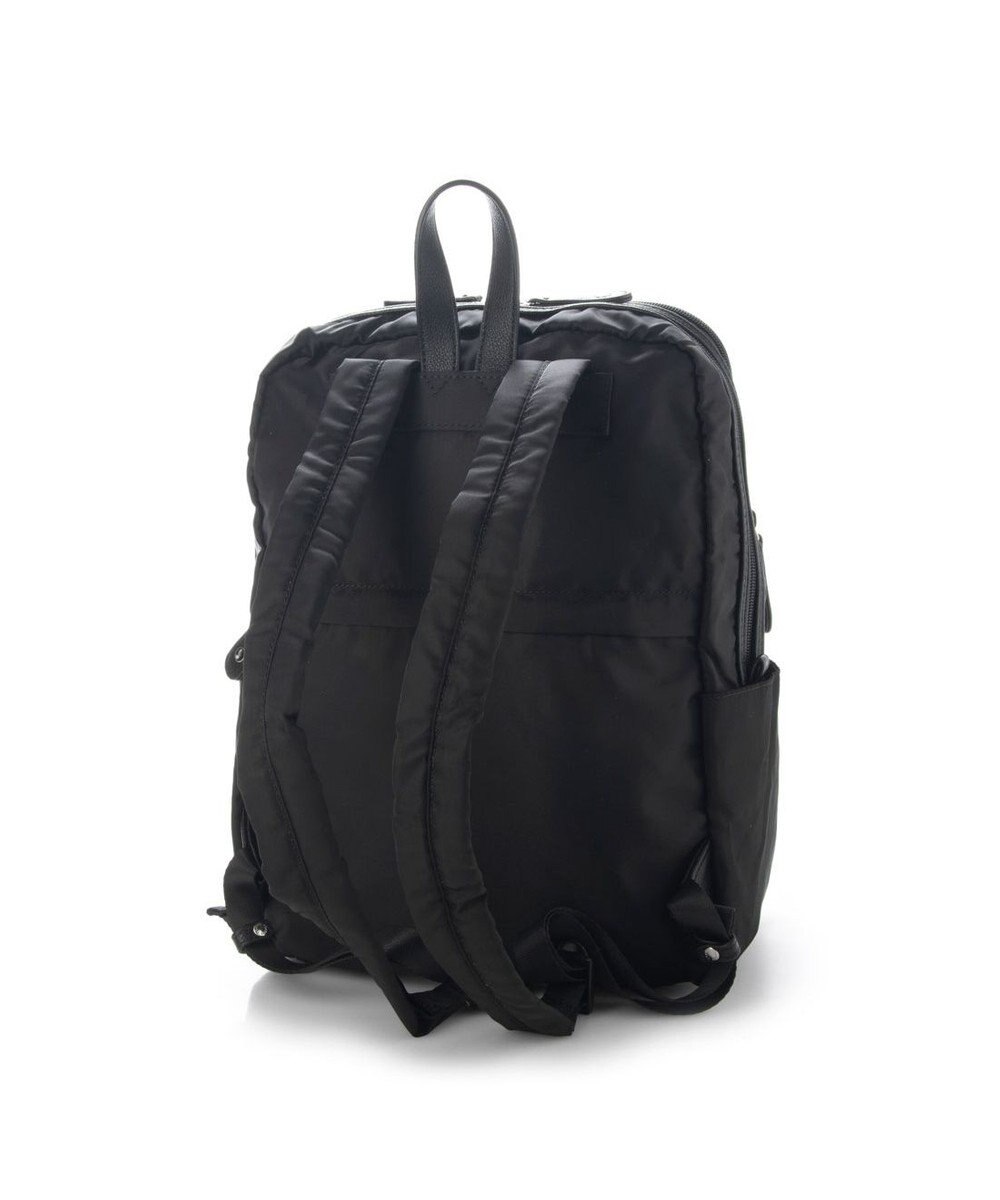 Y'SACCS ナイロンリュックサック 