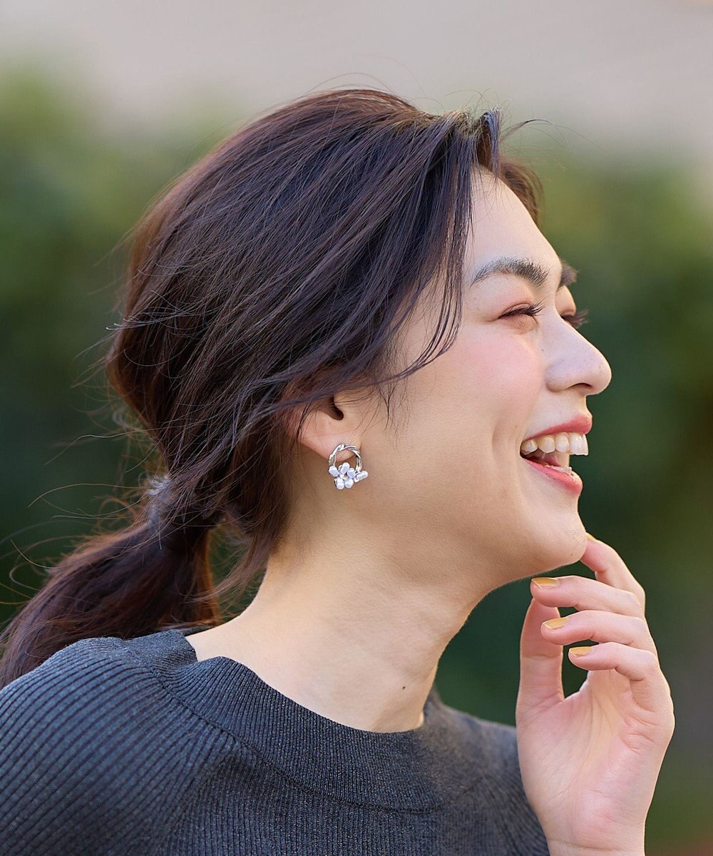 ANY 【WEB限定】ランダムパールピアス(両耳用) 