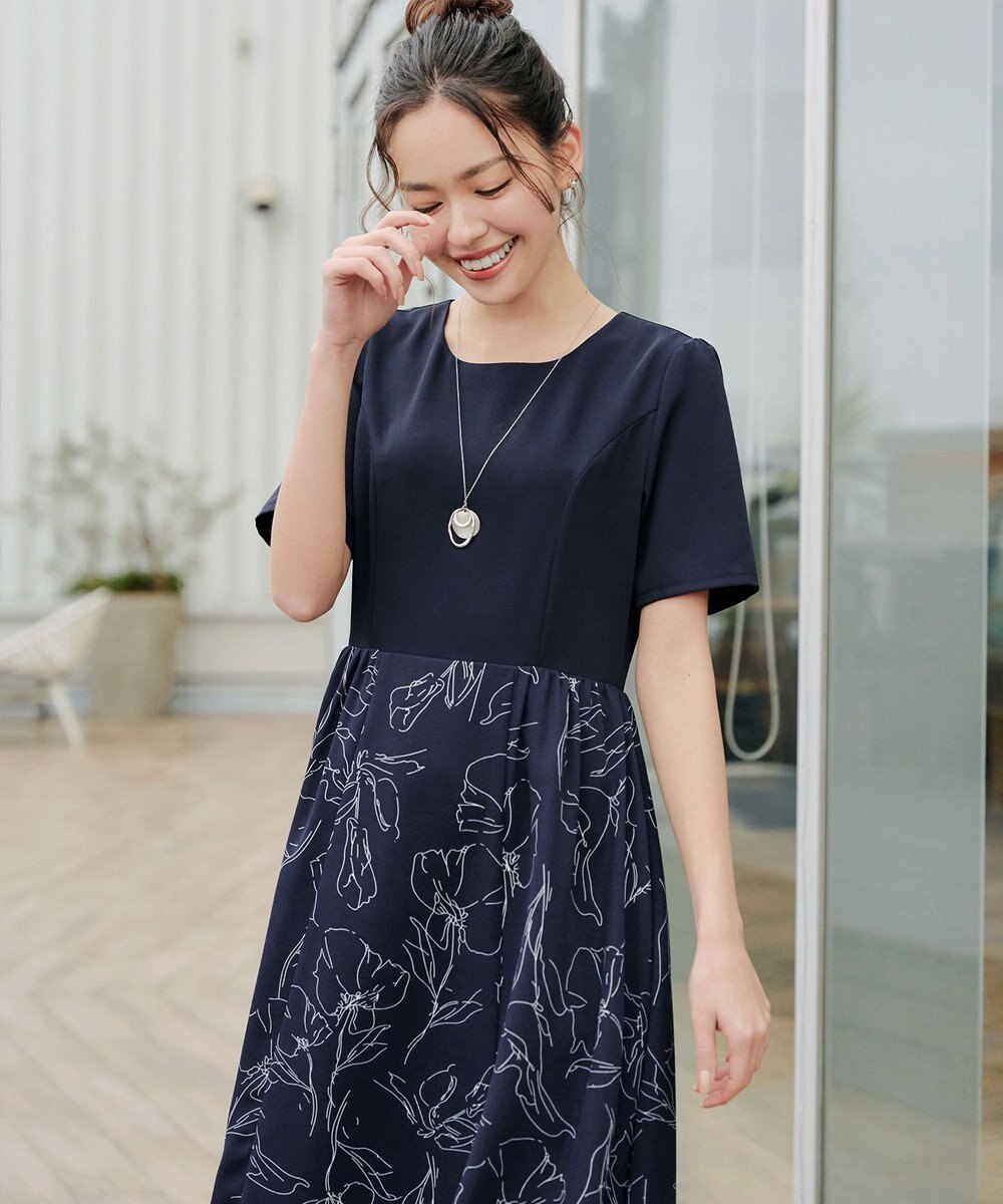 Tiaclasse 【小倉優子さん着用・新色追加・洗える】モノトーンフラワープリントワンピース 