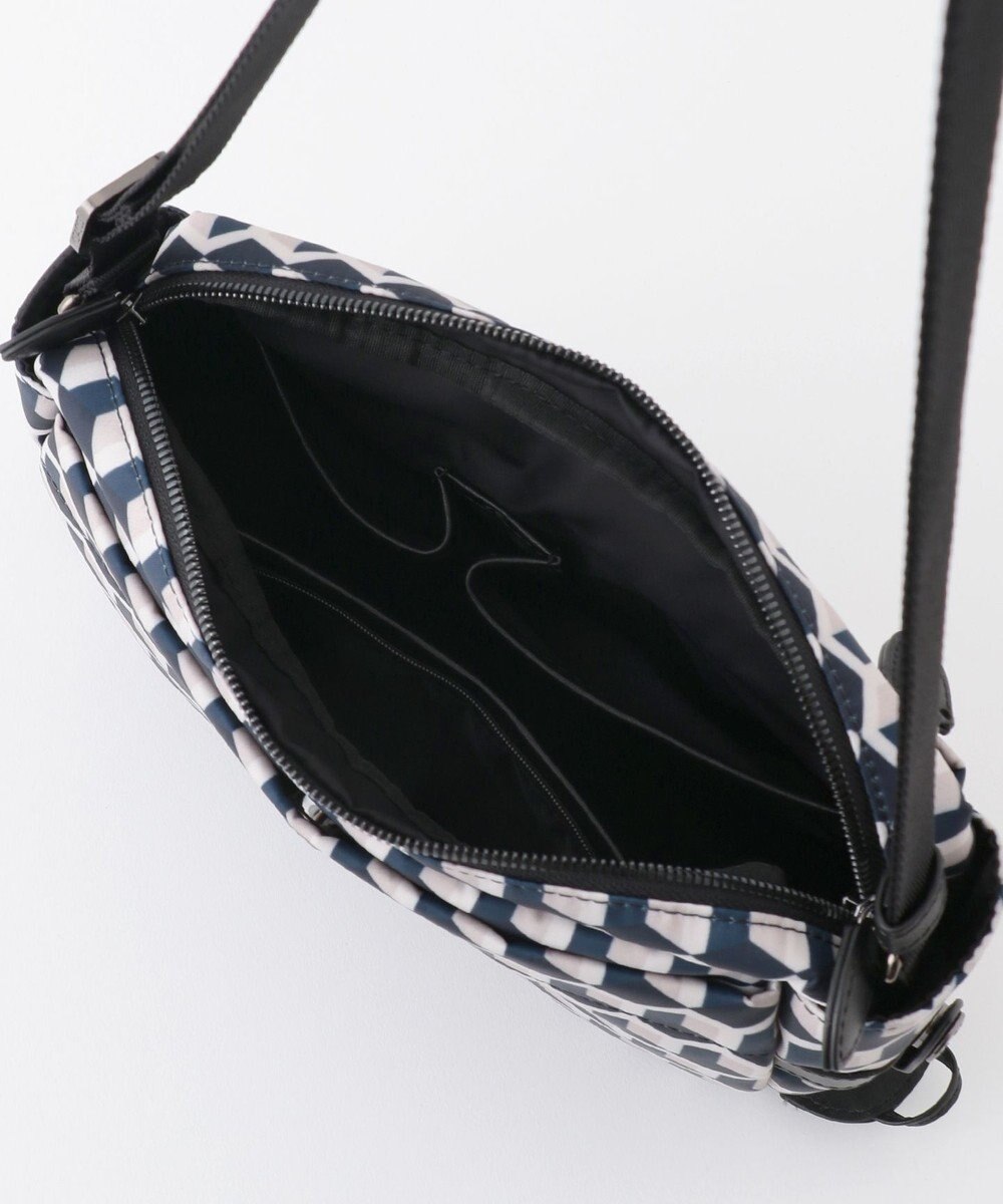 Y'SACCS キュービックモノグラム　スクエアショルダー 