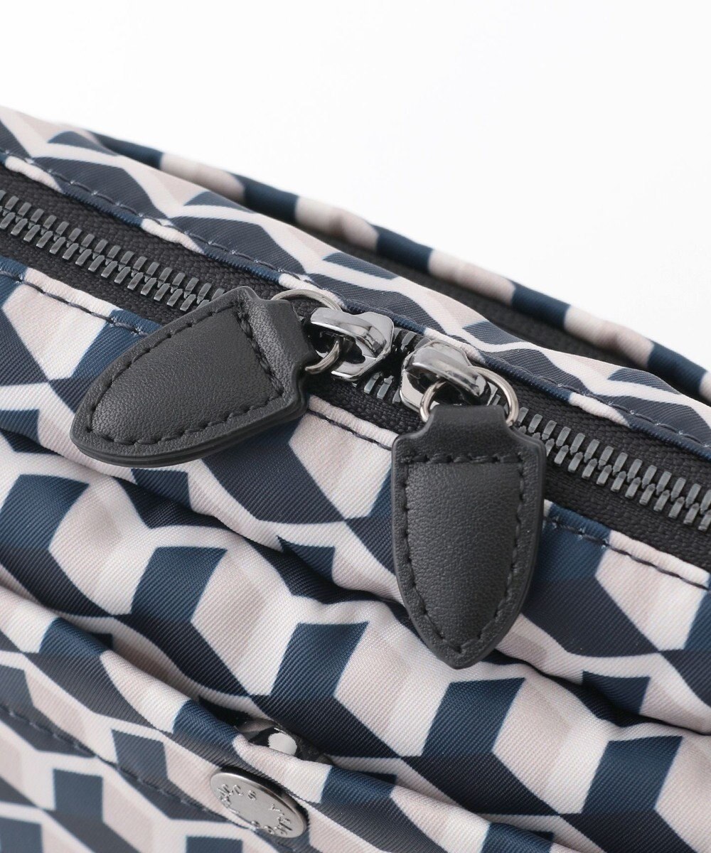 Y'SACCS キュービックモノグラム　スクエアショルダー 