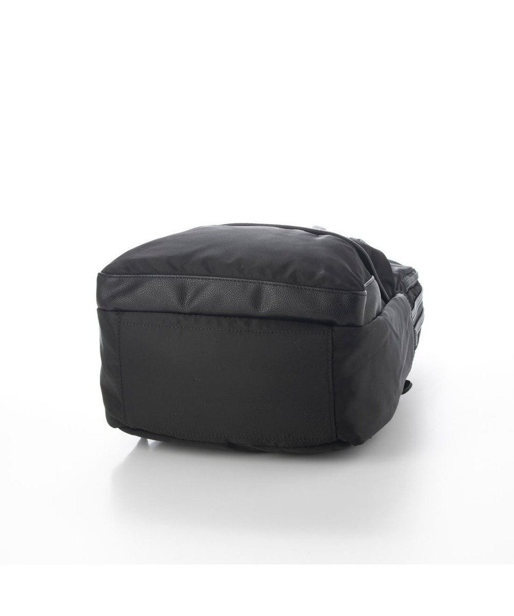 Y'SACCS ナイロンリュックサック 