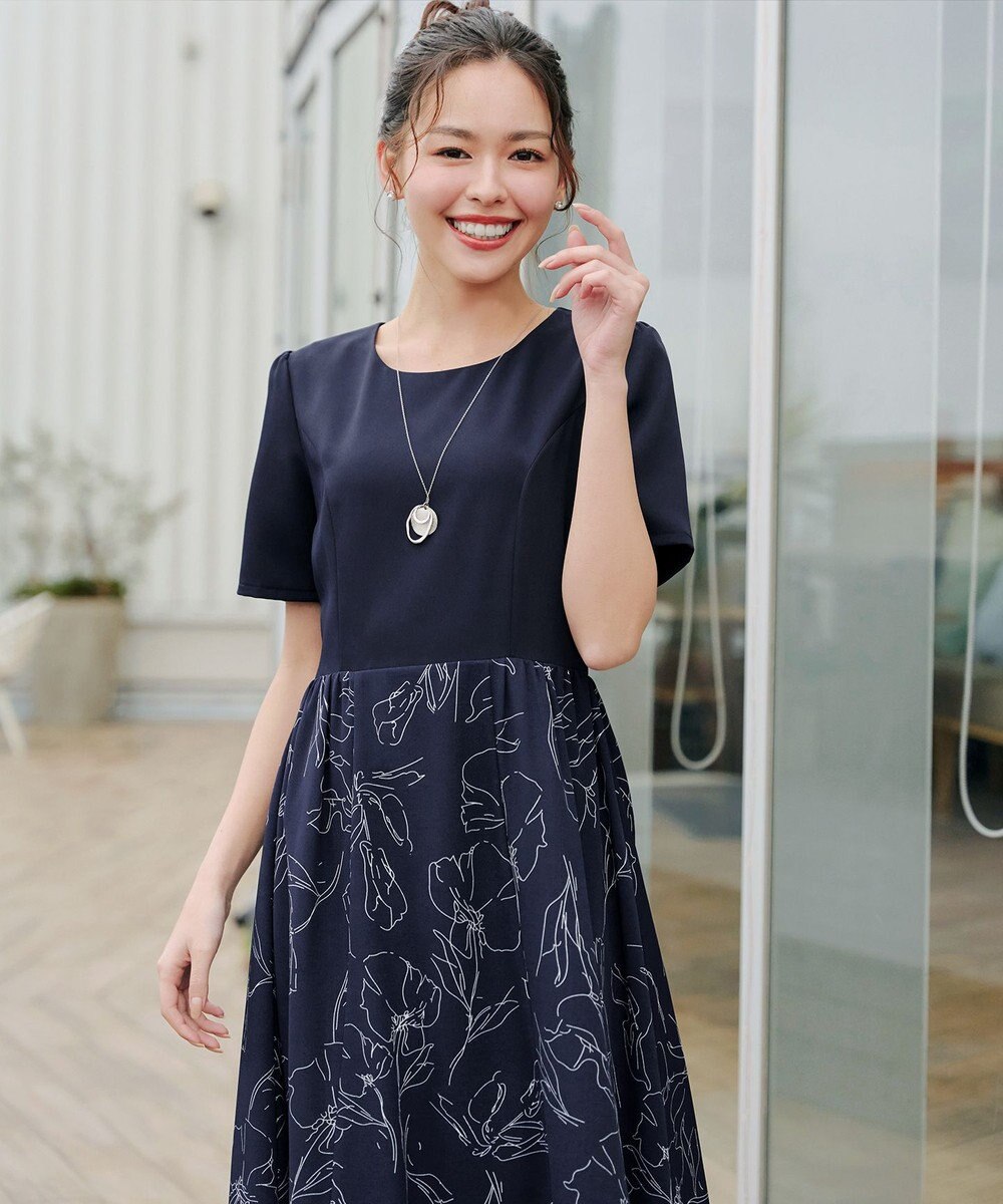 Tiaclasse 【小倉優子さん着用・新色追加・洗える】モノトーンフラワープリントワンピース 