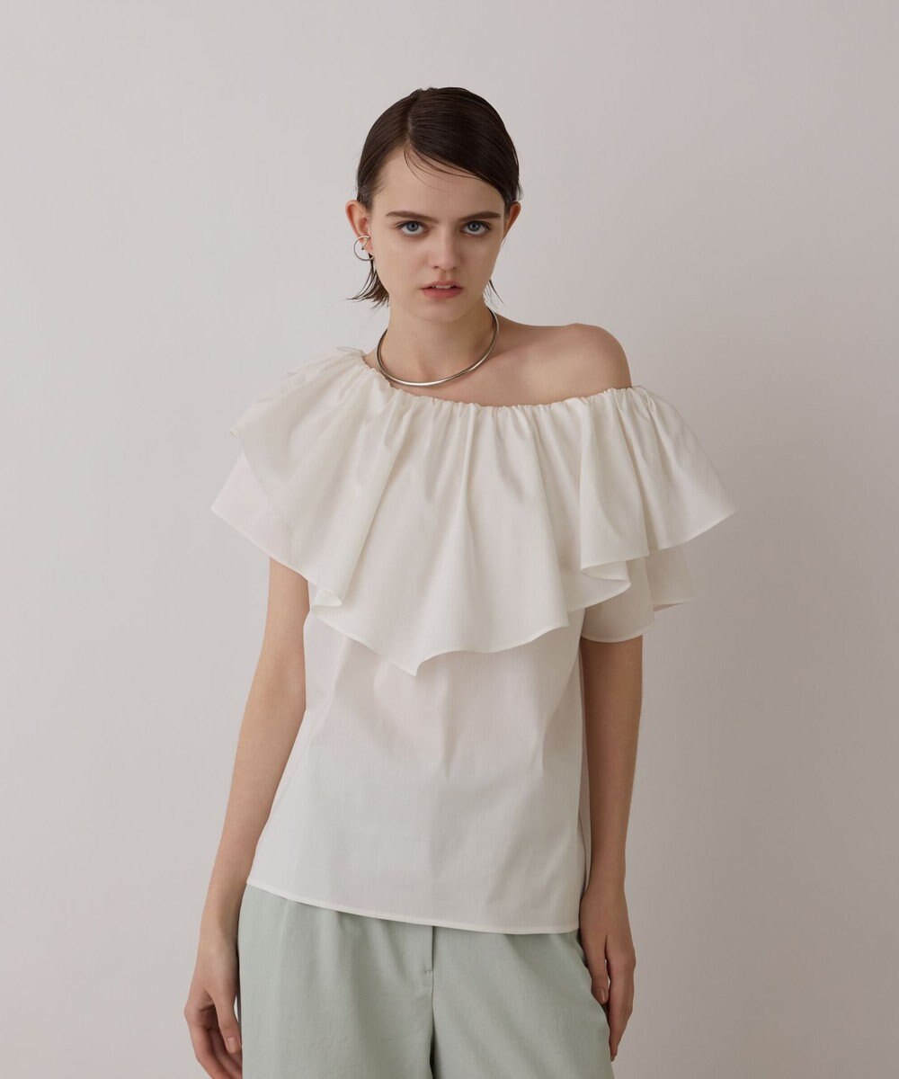GRACE CONTINENTAL フリルオフショルトップ 