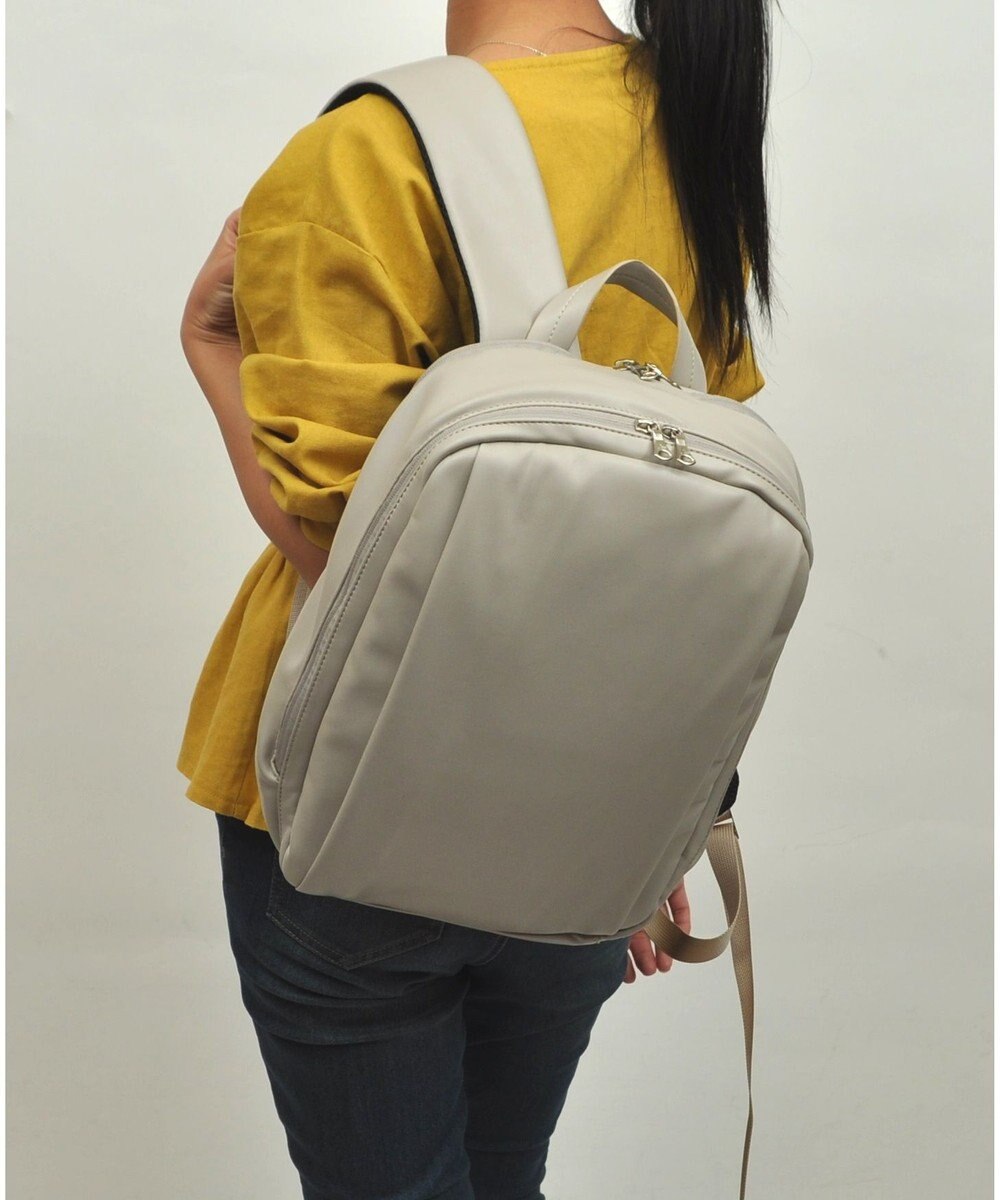 UNBILLION Otias スムースタイプ合皮スクエアリュック 