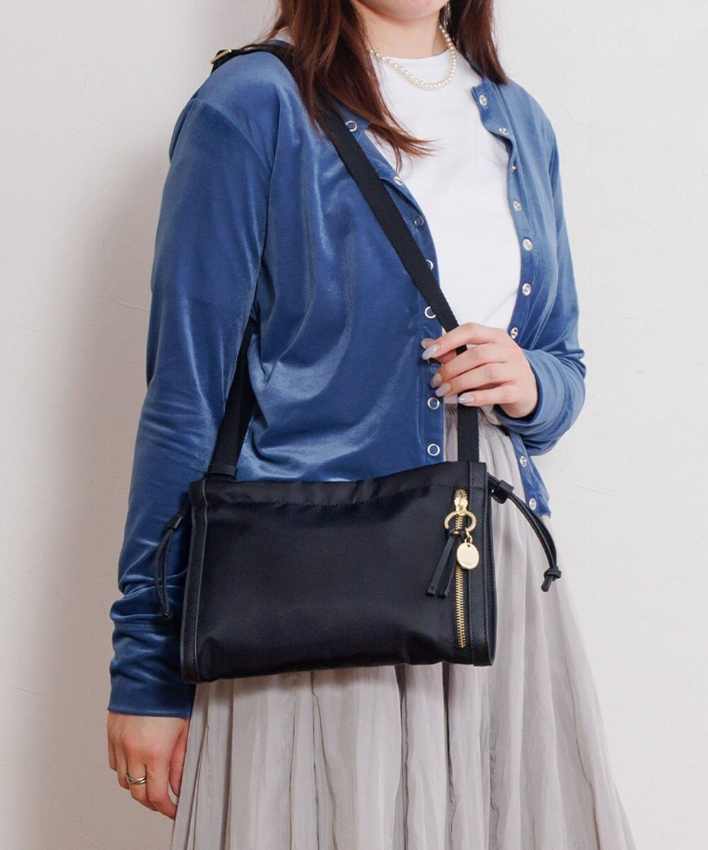 ACE BAGS & LUGGAGE HAyU × ace.  ユッカ ショルダーバッグ 17831 